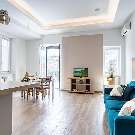 Hostly - Tarsia 50-Beautiful Terrace On Naples Apartment Екстериор снимка
