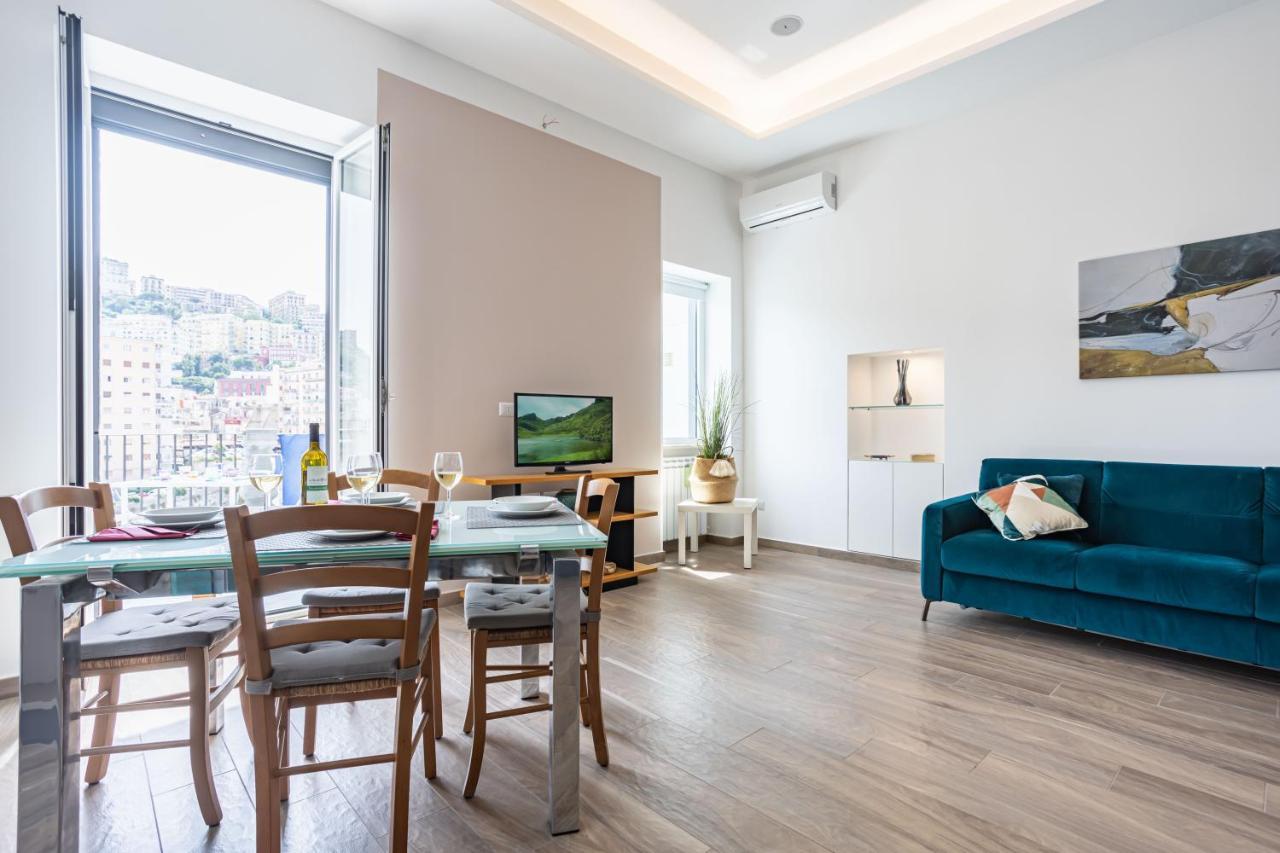 Hostly - Tarsia 50-Beautiful Terrace On Naples Apartment Екстериор снимка
