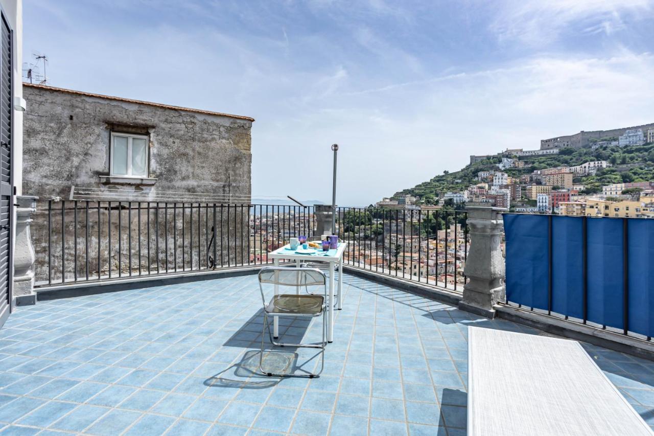 Hostly - Tarsia 50-Beautiful Terrace On Naples Apartment Екстериор снимка