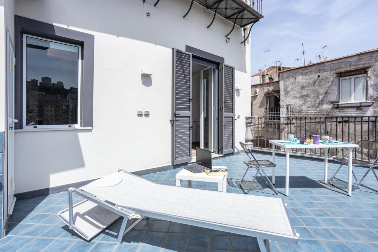 Hostly - Tarsia 50-Beautiful Terrace On Naples Apartment Екстериор снимка